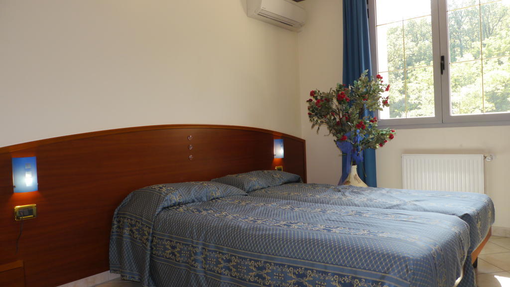 Albergo Ristorante Sterlina Grizzana Værelse billede